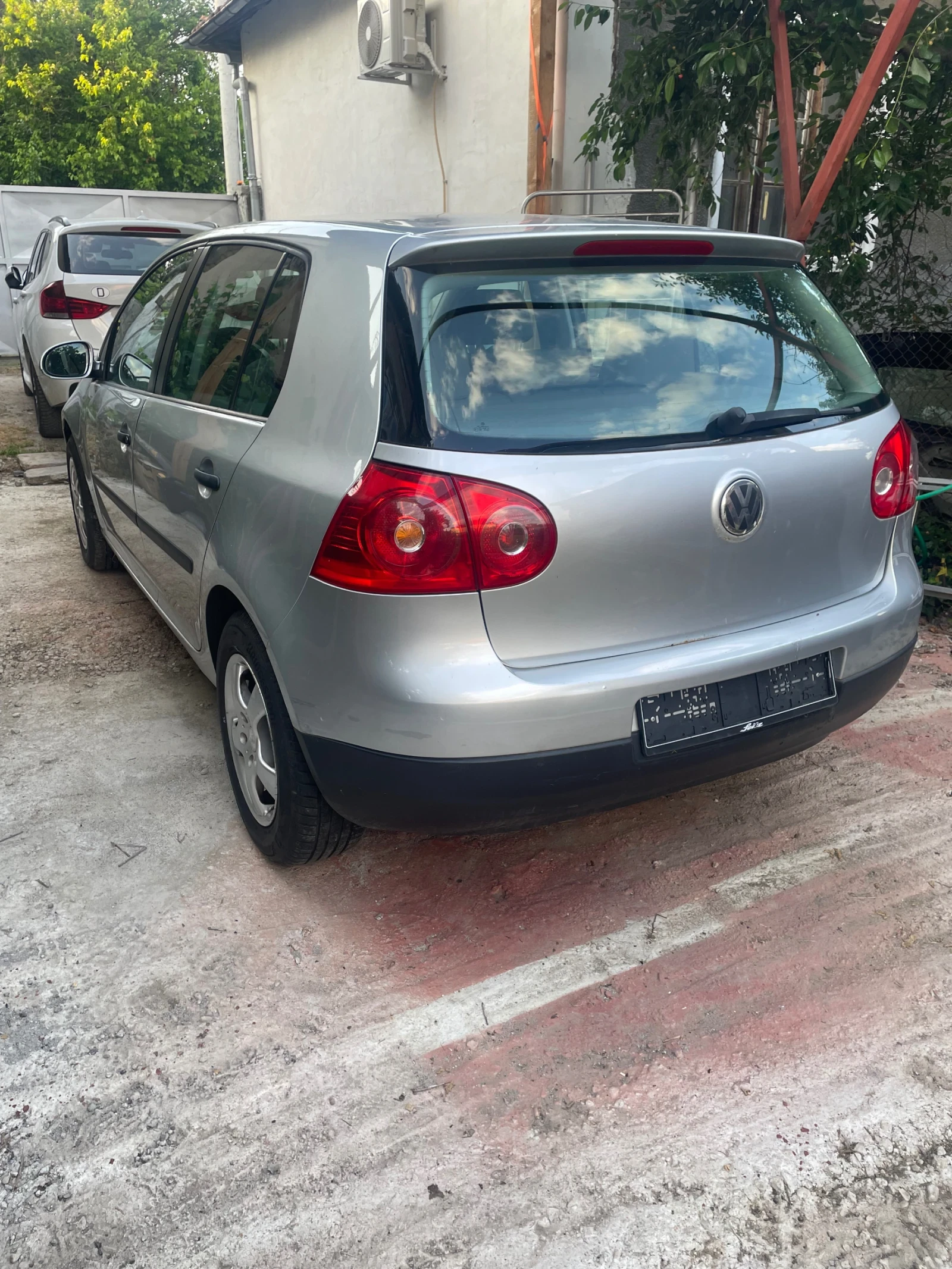 VW Golf 1.4 75кс - изображение 2