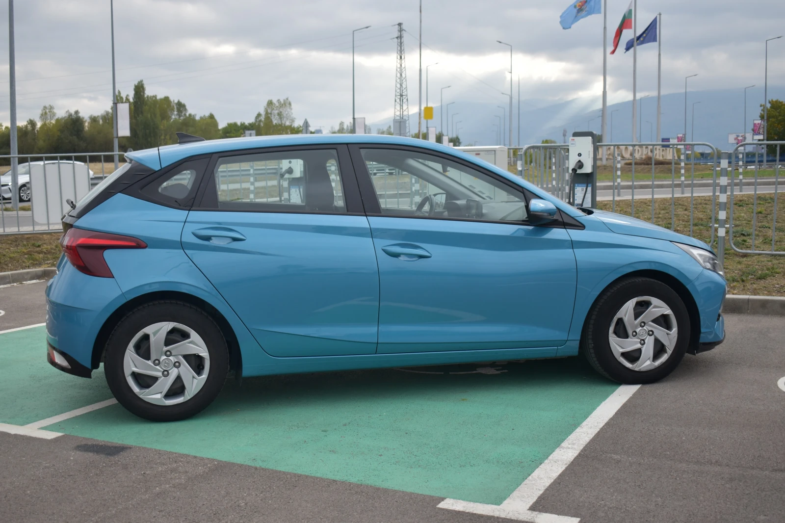 Hyundai I20 ГАРАНЦИОНЕН / ПЪРВИ СОБСТВЕНИК | Mobile.bg — изображение 4