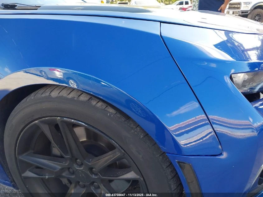 Chevrolet Camaro 6.2L V-8 DI, VVT, 455HP Rear Wheel Drive | Mobile.bg   9