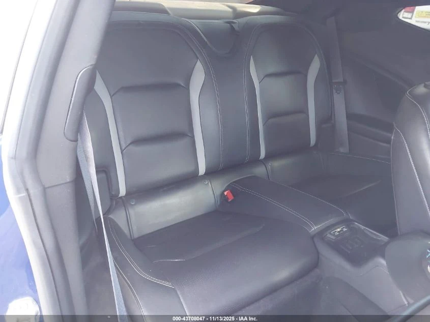 Chevrolet Camaro 6.2L V-8 DI, VVT, 455HP Rear Wheel Drive | Mobile.bg   15