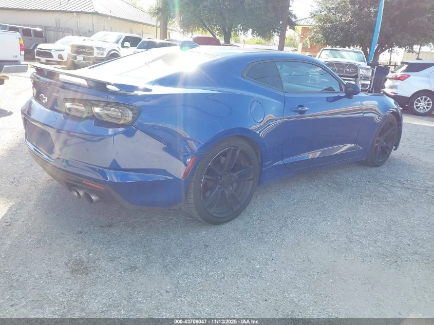 Chevrolet Camaro 6.2L V-8 DI, VVT, 455HP Rear Wheel Drive | Mobile.bg   11