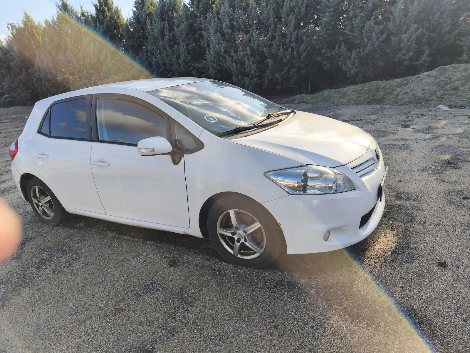 Toyota Auris  - изображение 4