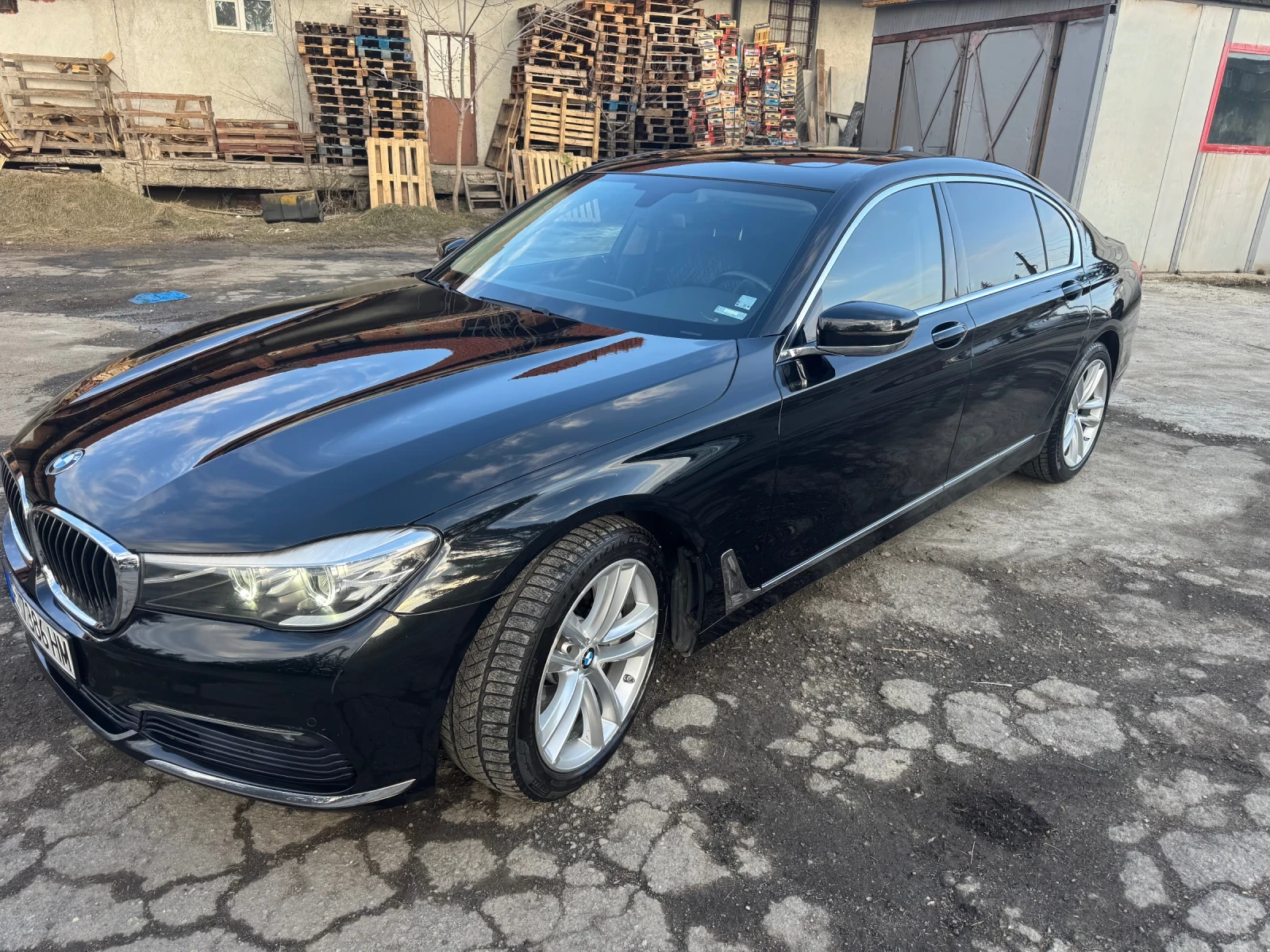 BMW 740  - изображение 3