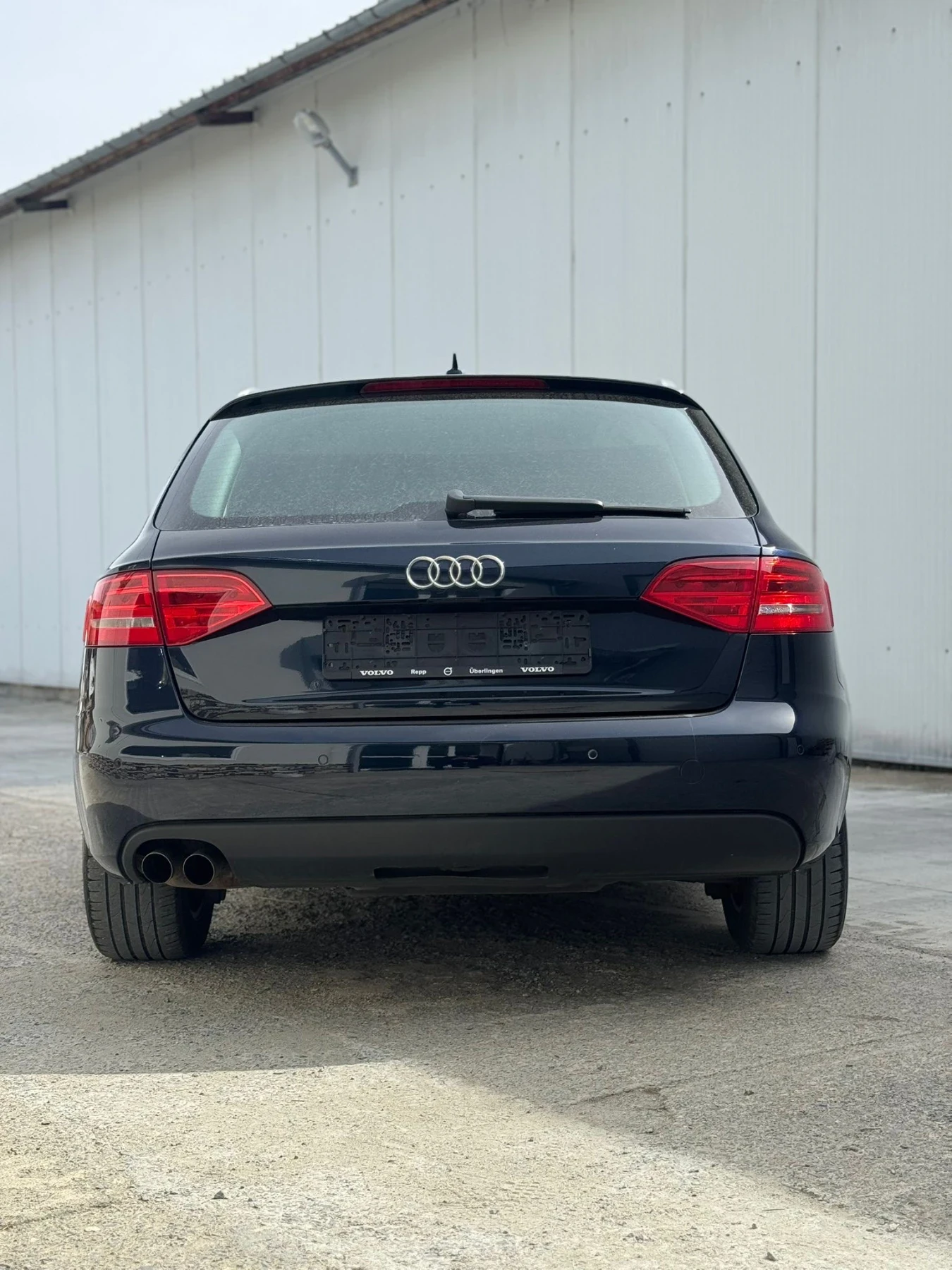 Audi A4 2.0TDI, снимка 4 - Автомобили и джипове - 52855336