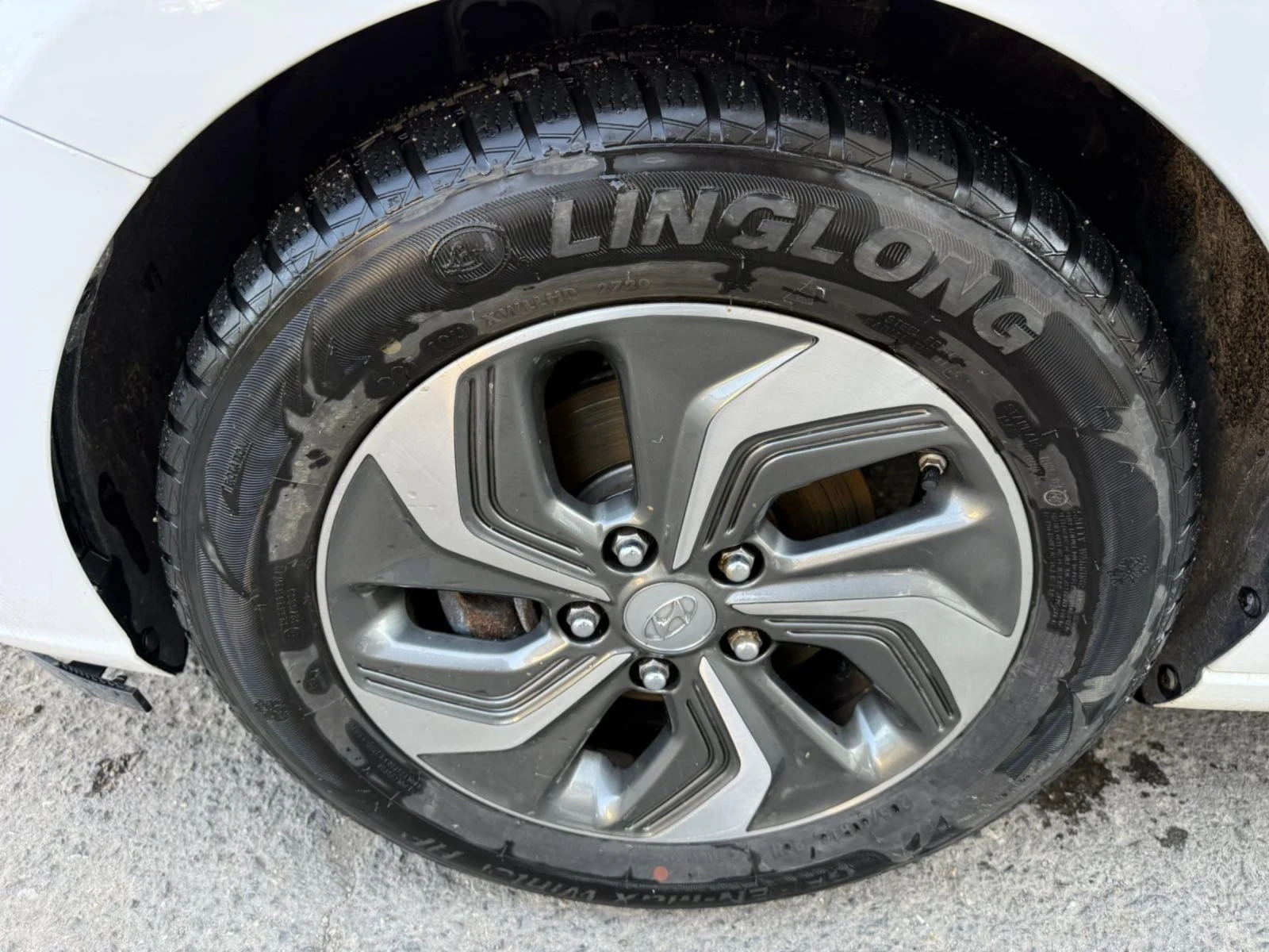 Hyundai I30 1.6TDI, снимка 6 - Автомобили и джипове - 53851351