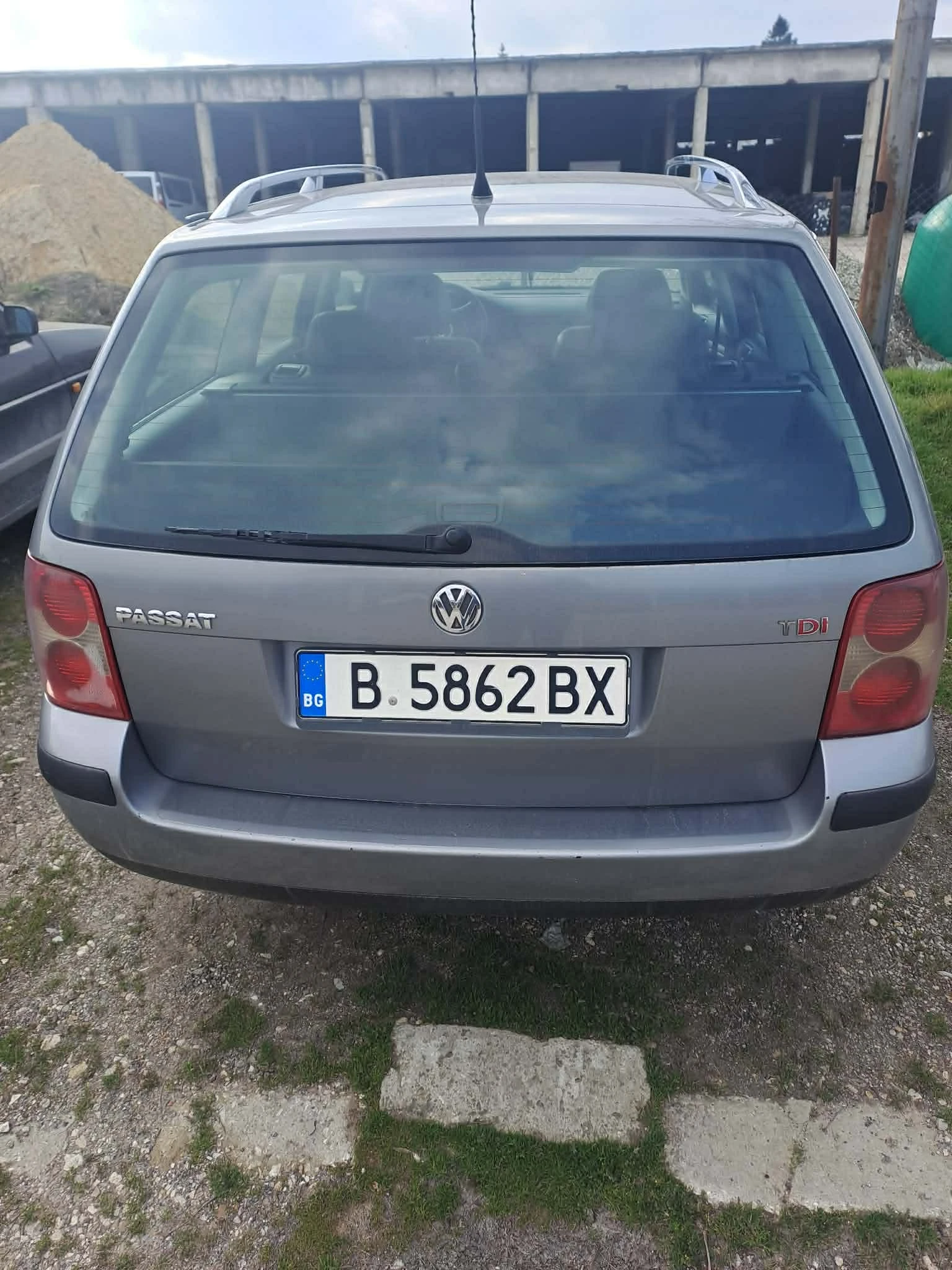 VW Passat, снимка 2 - Автомобили и джипове - 53898587