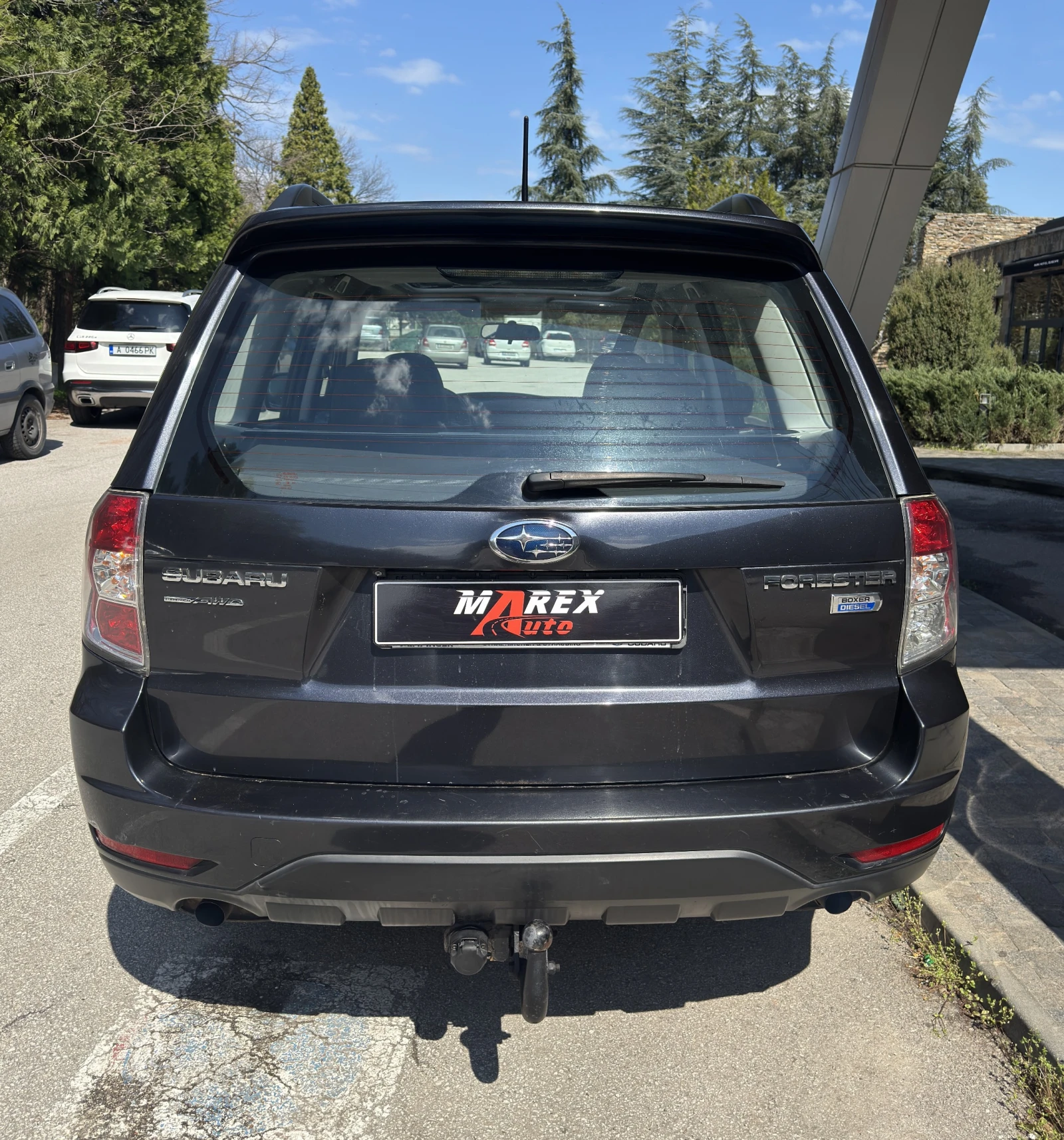 Subaru Forester 2.0D* AWD* Facelift* Вс. екстри* Лизинг* Бартер, снимка 4 - Автомобили и джипове - 54101256