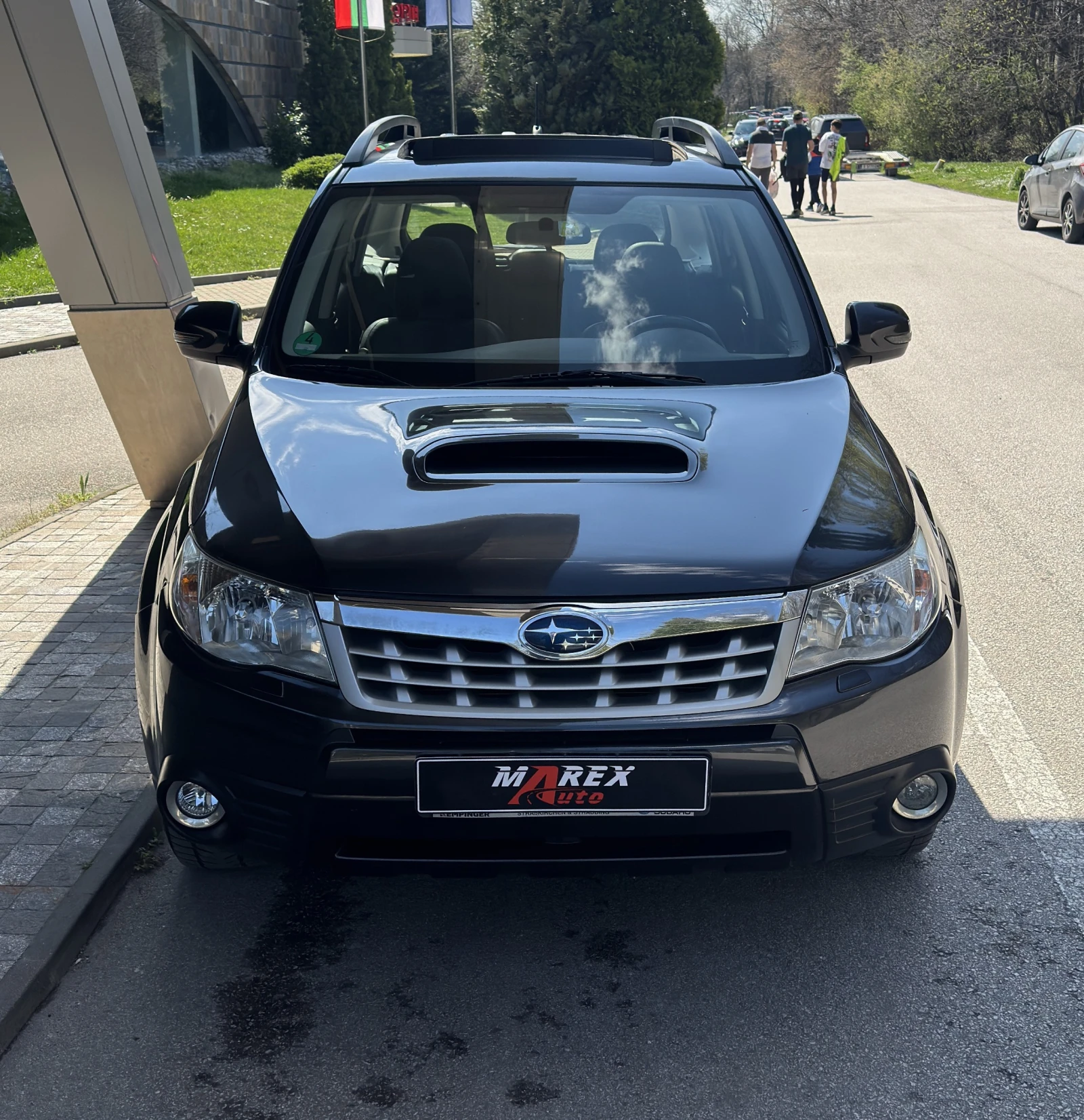 Subaru Forester 2.0D* AWD* Facelift* Вс. екстри* Лизинг* Бартер, снимка 2 - Автомобили и джипове - 54101256
