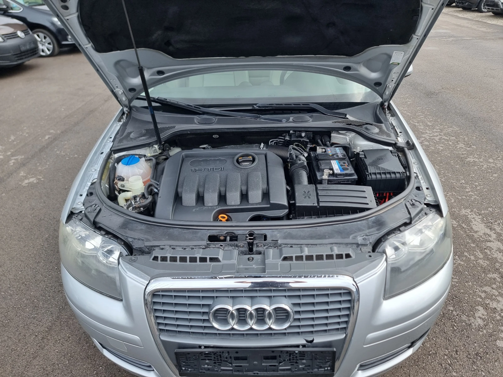 Audi A3 1.9TDI, снимка 17 - Автомобили и джипове - 54178479