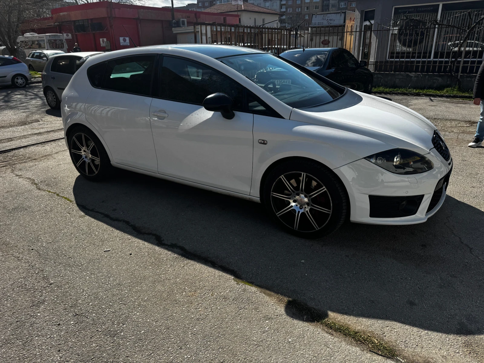 Seat Leon Cupra R310, снимка 3 - Автомобили и джипове - 54289859