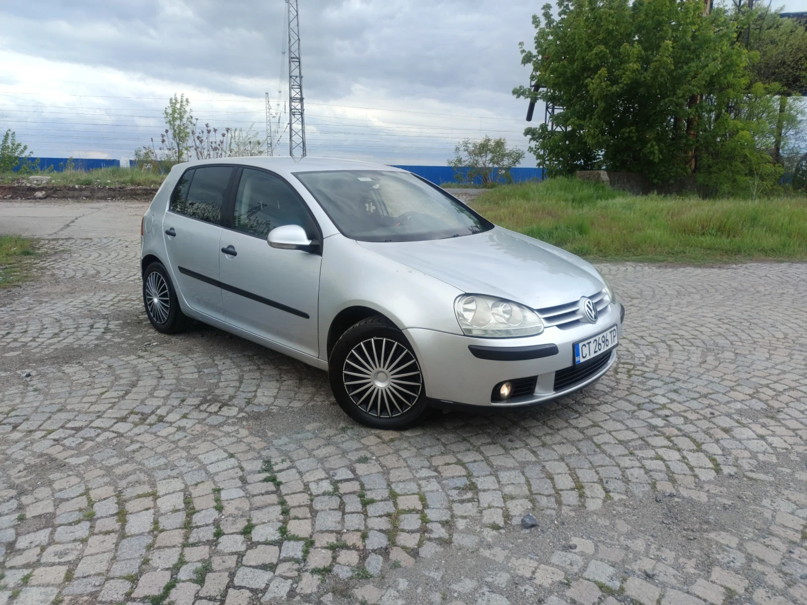 VW Golf 1.9 TDI-105, снимка 10 - Автомобили и джипове - 54381554
