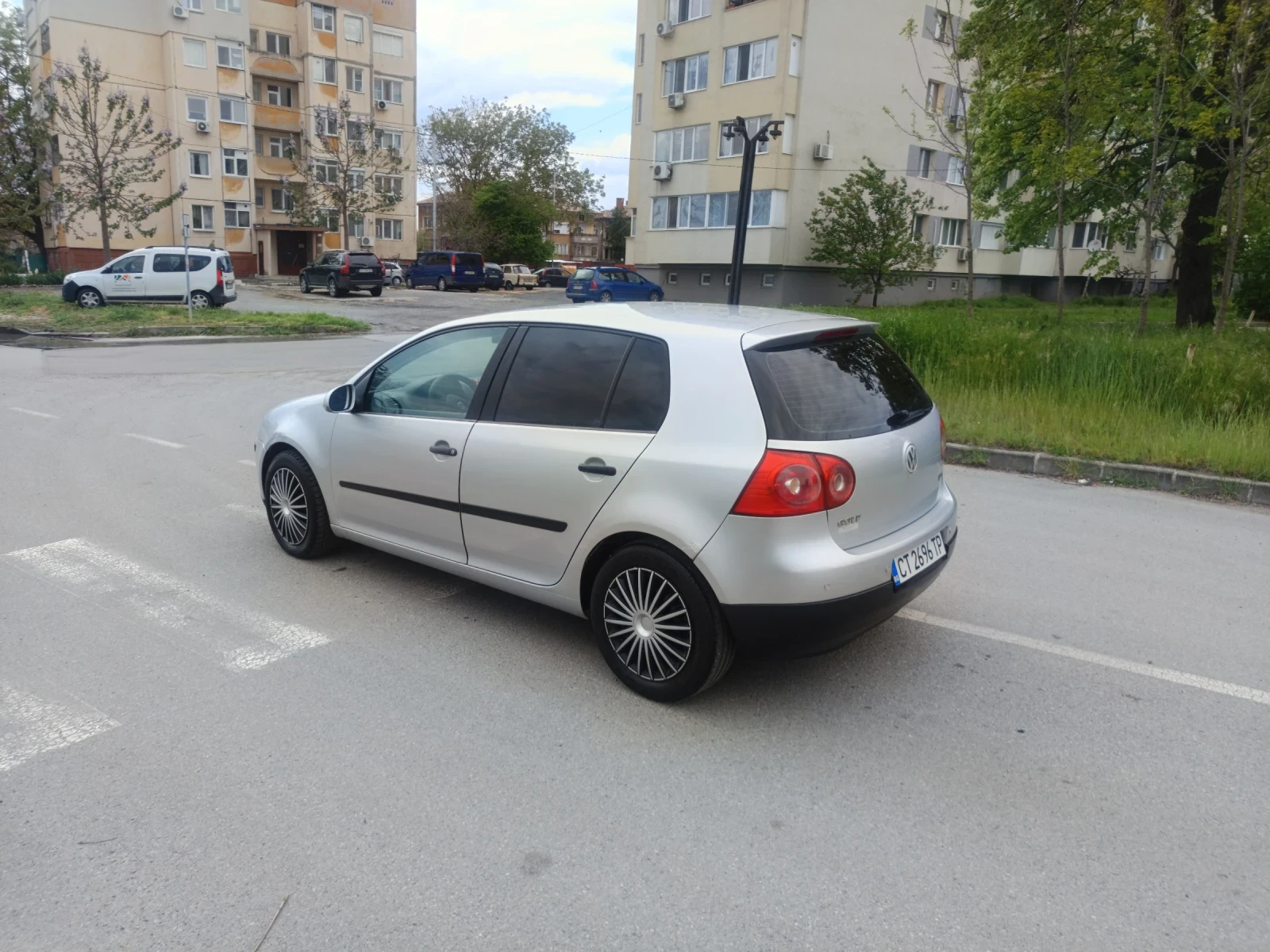 VW Golf 1.9 TDI-105, снимка 3 - Автомобили и джипове - 54381554