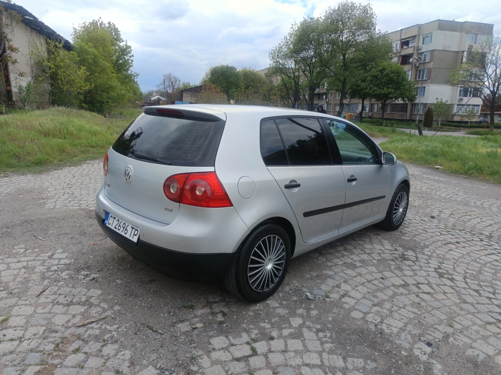 VW Golf 1.9 TDI-105, снимка 12 - Автомобили и джипове - 54381554