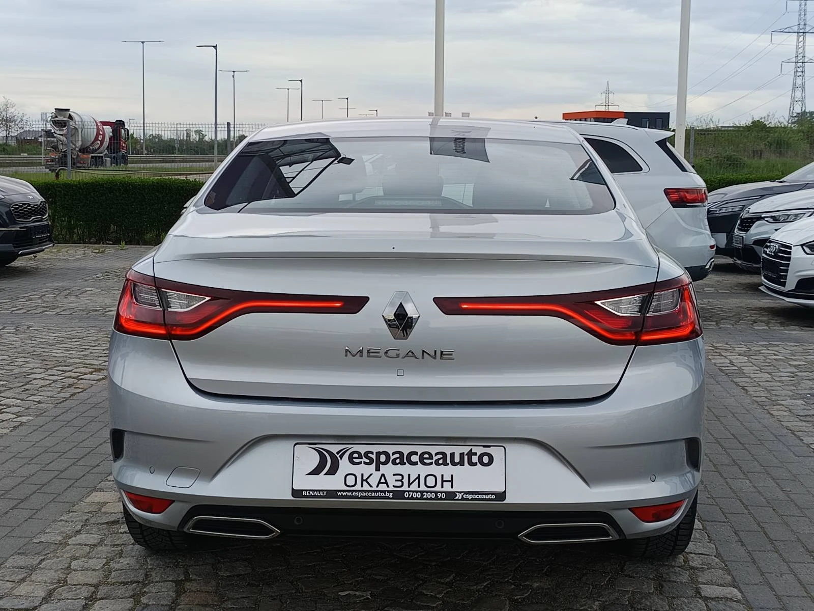 Renault Megane 1.3Tce/ 140к.с., снимка 5 - Автомобили и джипове - 54454433