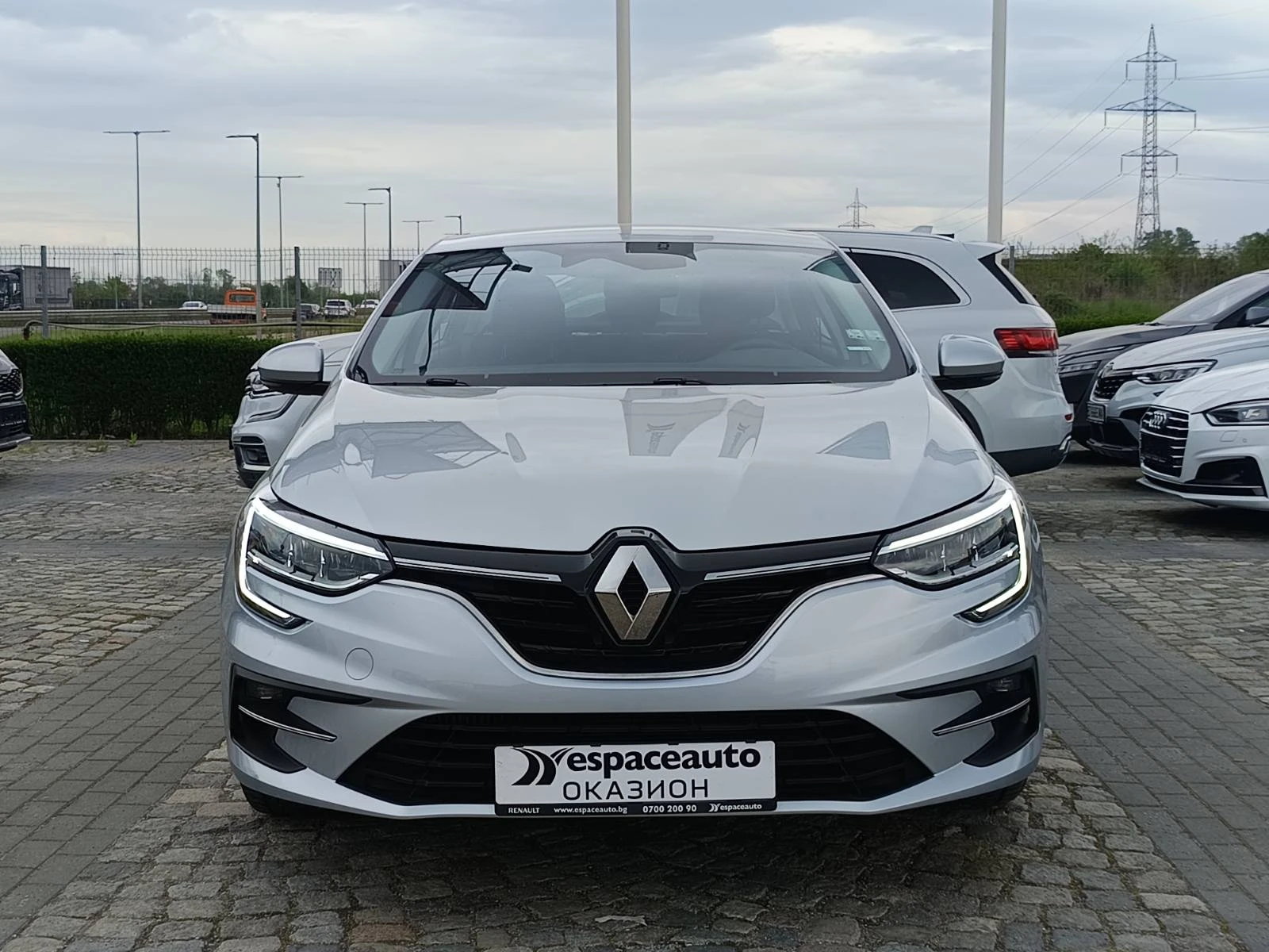 Renault Megane 1.3Tce/ 140к.с., снимка 2 - Автомобили и джипове - 54454433