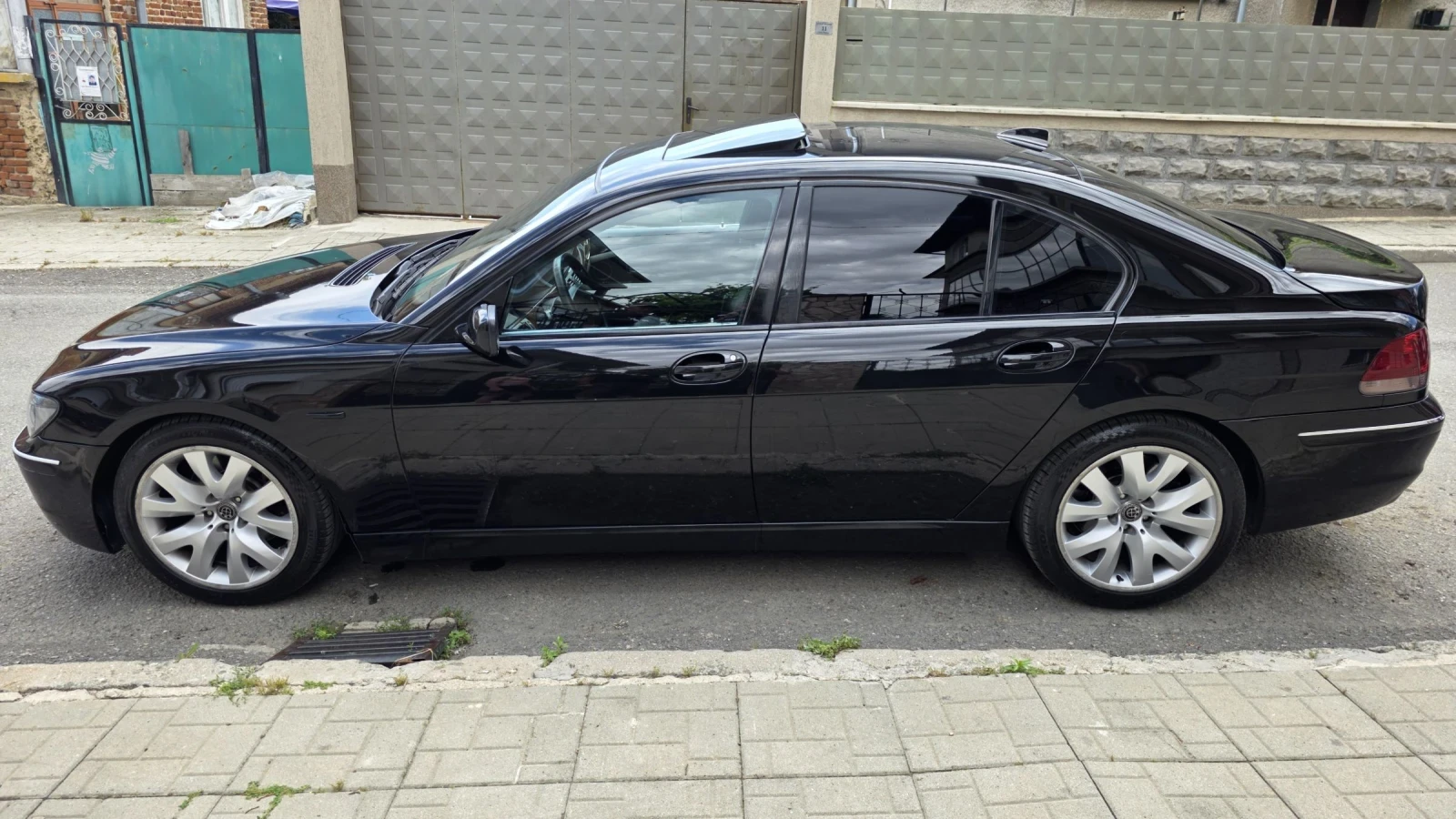 BMW 730, снимка 4 - Автомобили и джипове - 55012775
