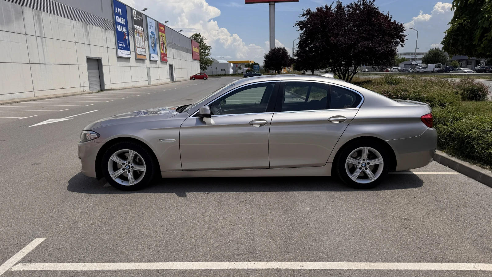 BMW 520 F10 LCI, снимка 2 - Автомобили и джипове - 55153596