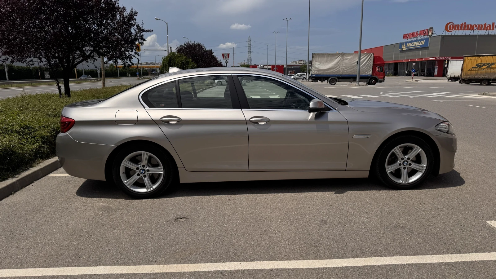 BMW 520 F10 LCI, снимка 6 - Автомобили и джипове - 55153596