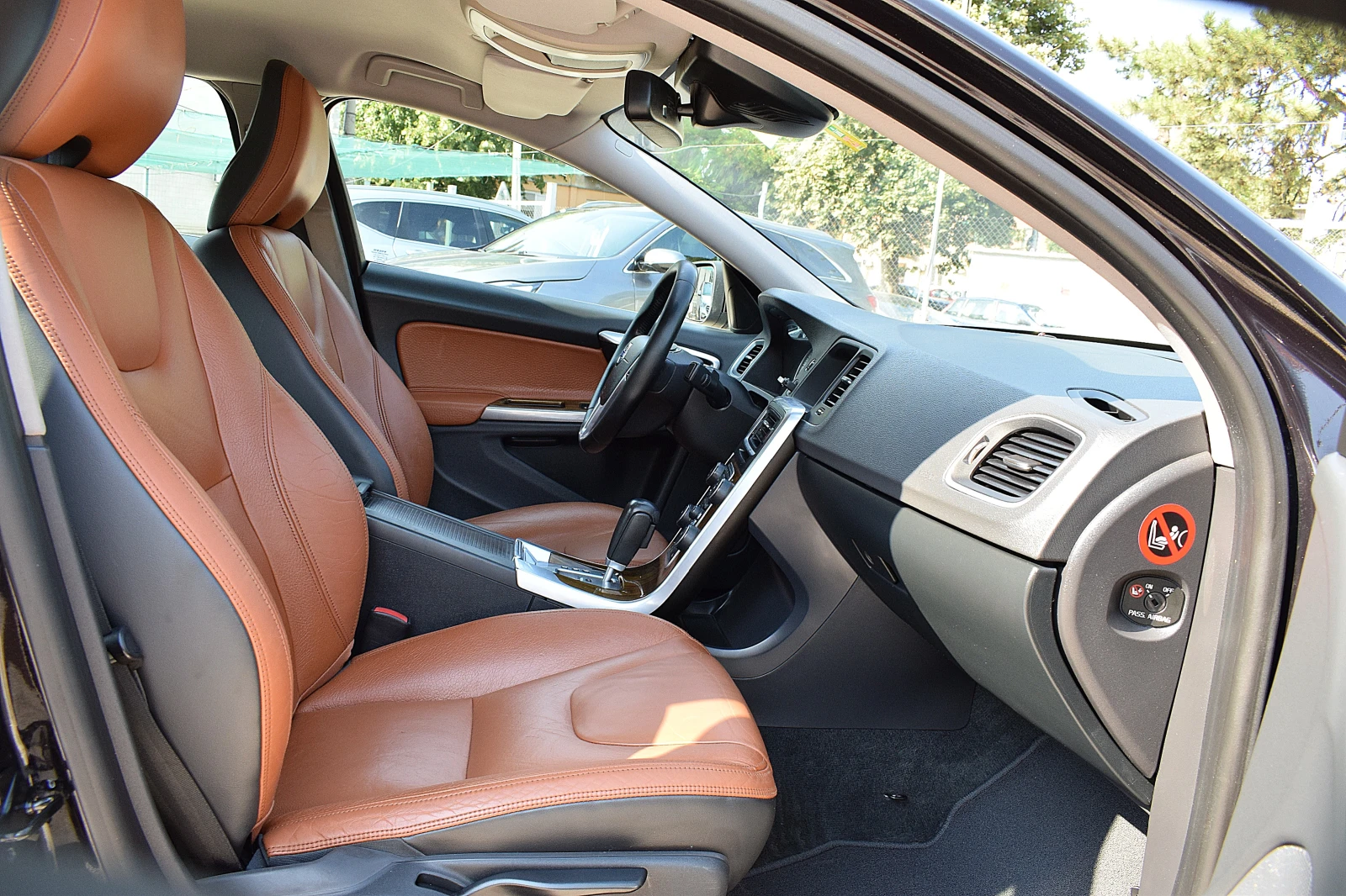Volvo S60 3.0ШВЕЙЦАРИЯ-3.0/T6/LUX/4x4/АВТОМАТИК, снимка 14 - Автомобили и джипове - 55438816