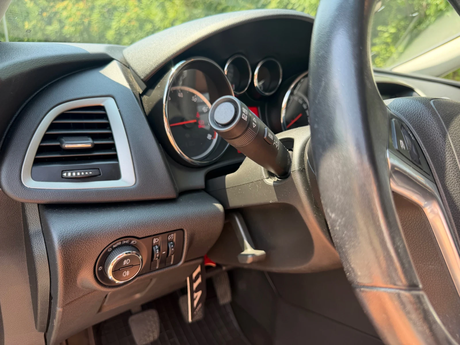 Opel Astra, снимка 13 - Автомобили и джипове - 55603693