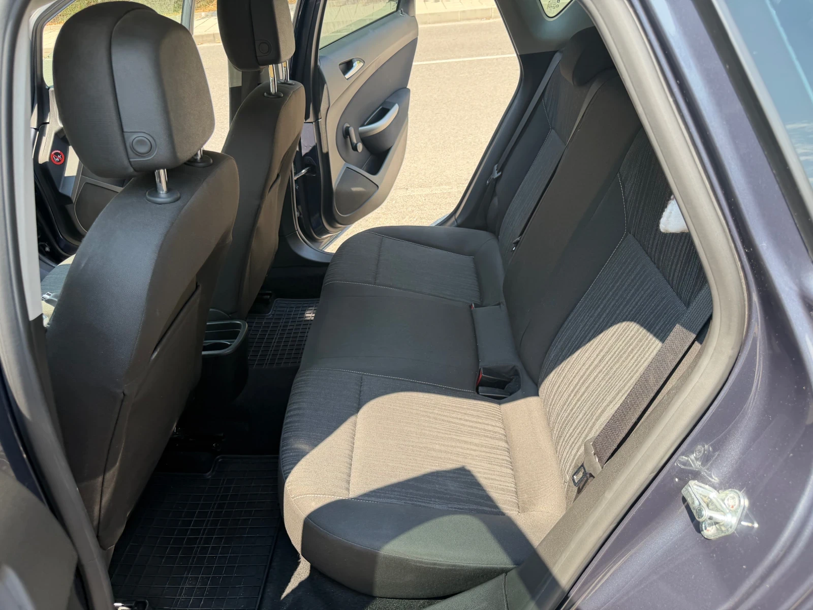 Opel Astra, снимка 8 - Автомобили и джипове - 55603693