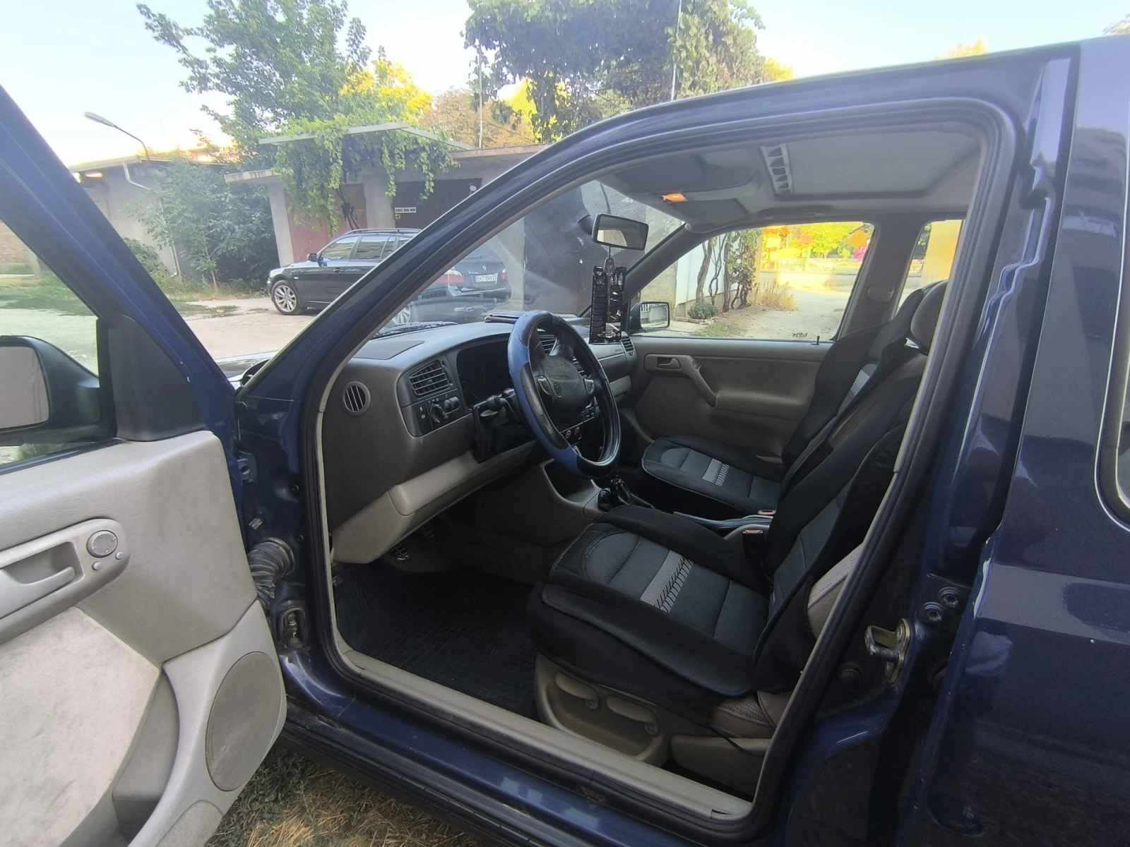VW Vento GL, снимка 8 - Автомобили и джипове - 55779493