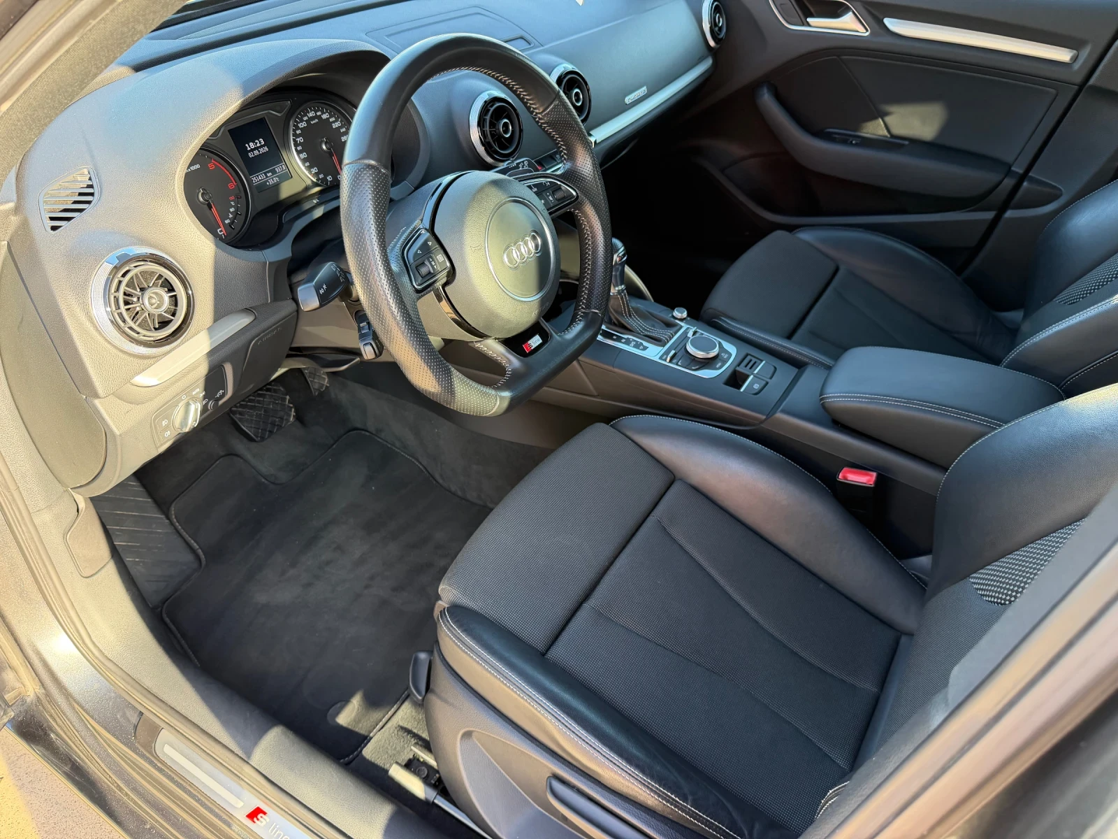 Audi A3 2.0 TDI- S-line-QUATTRO-, снимка 9 - Автомобили и джипове - 55935343