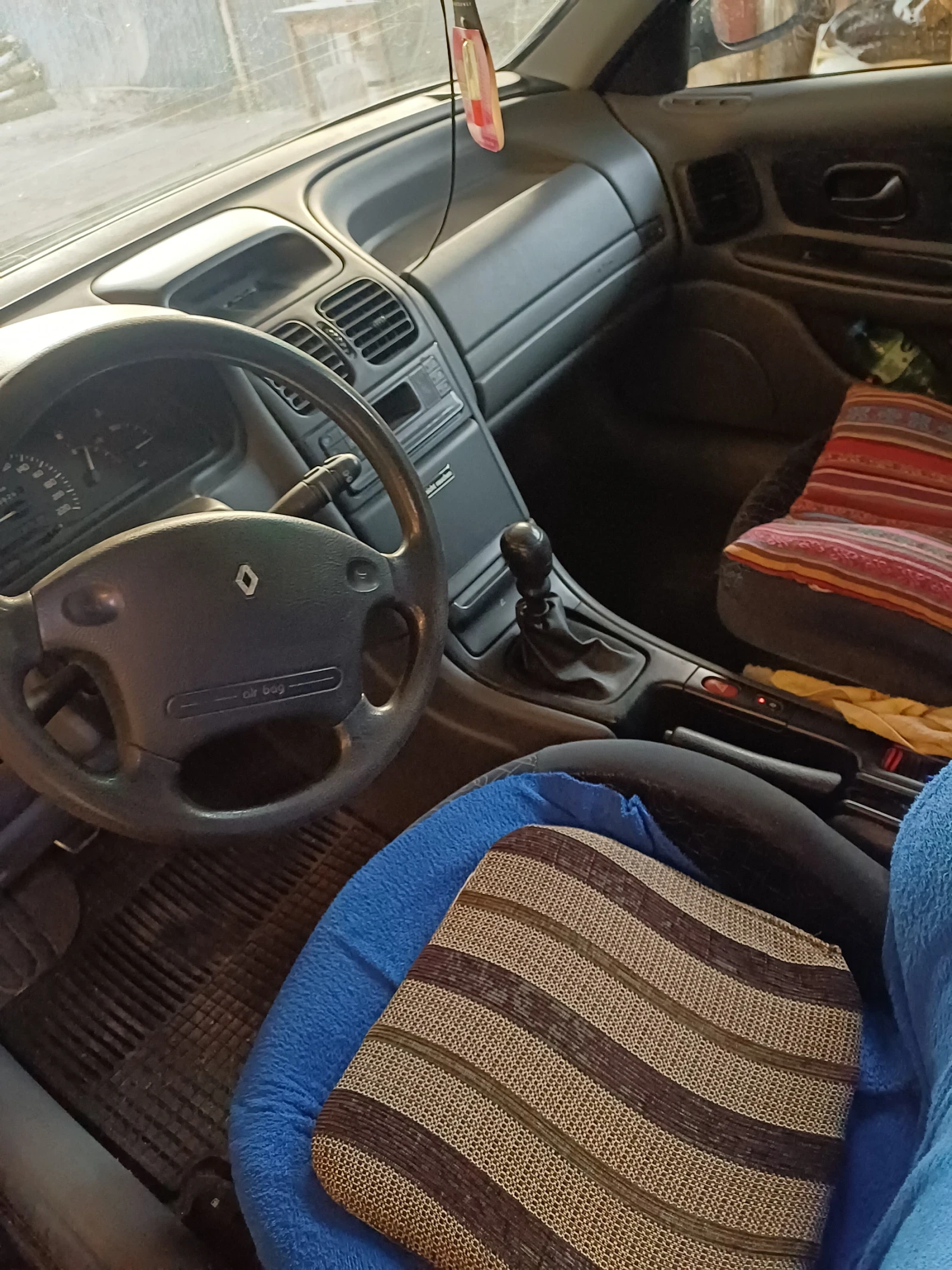 Renault Laguna 18