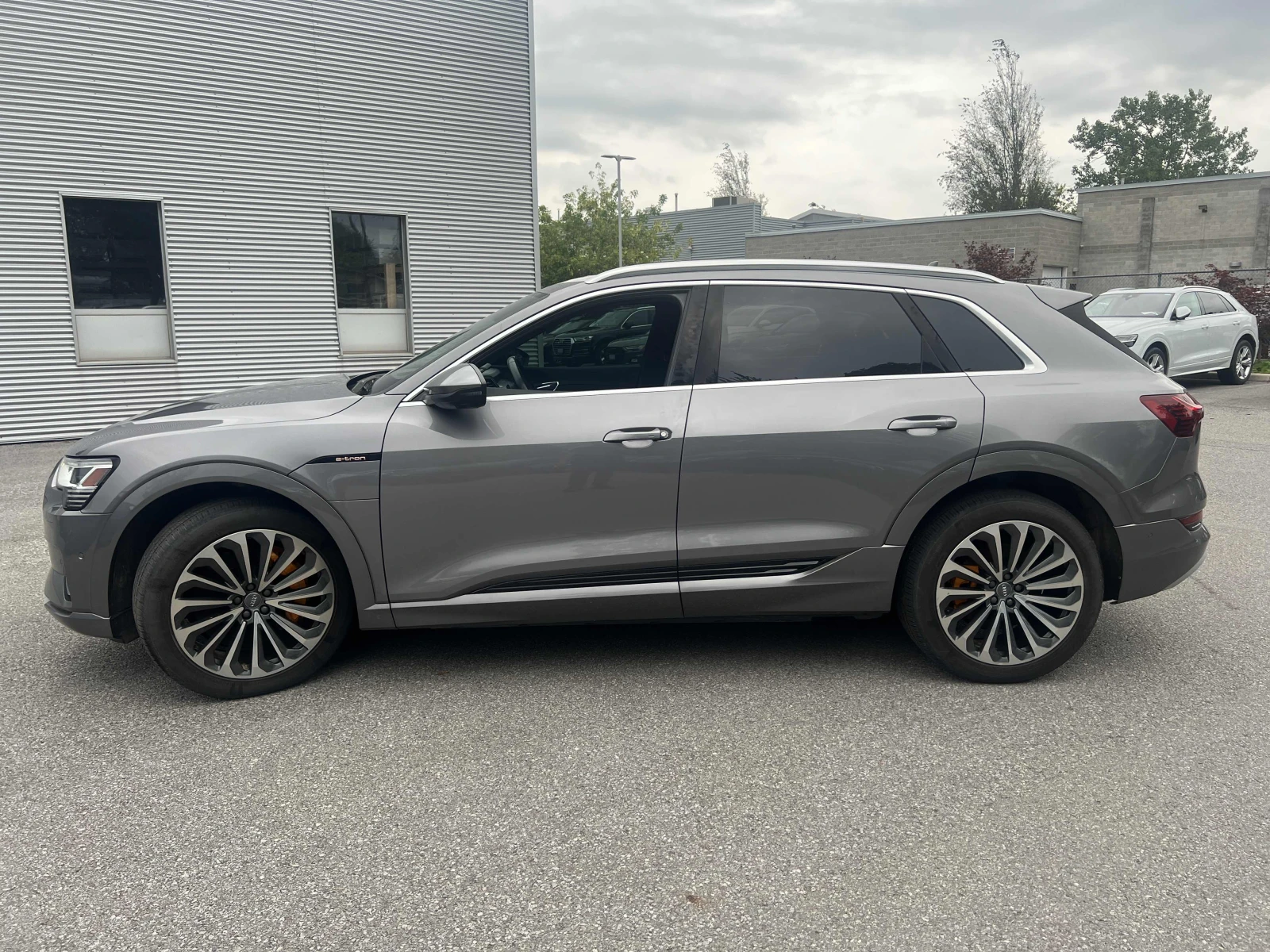 Audi E-Tron Technik/360/DIS/B&O/���������/Carfax | Mobile.bg � ����������� 2