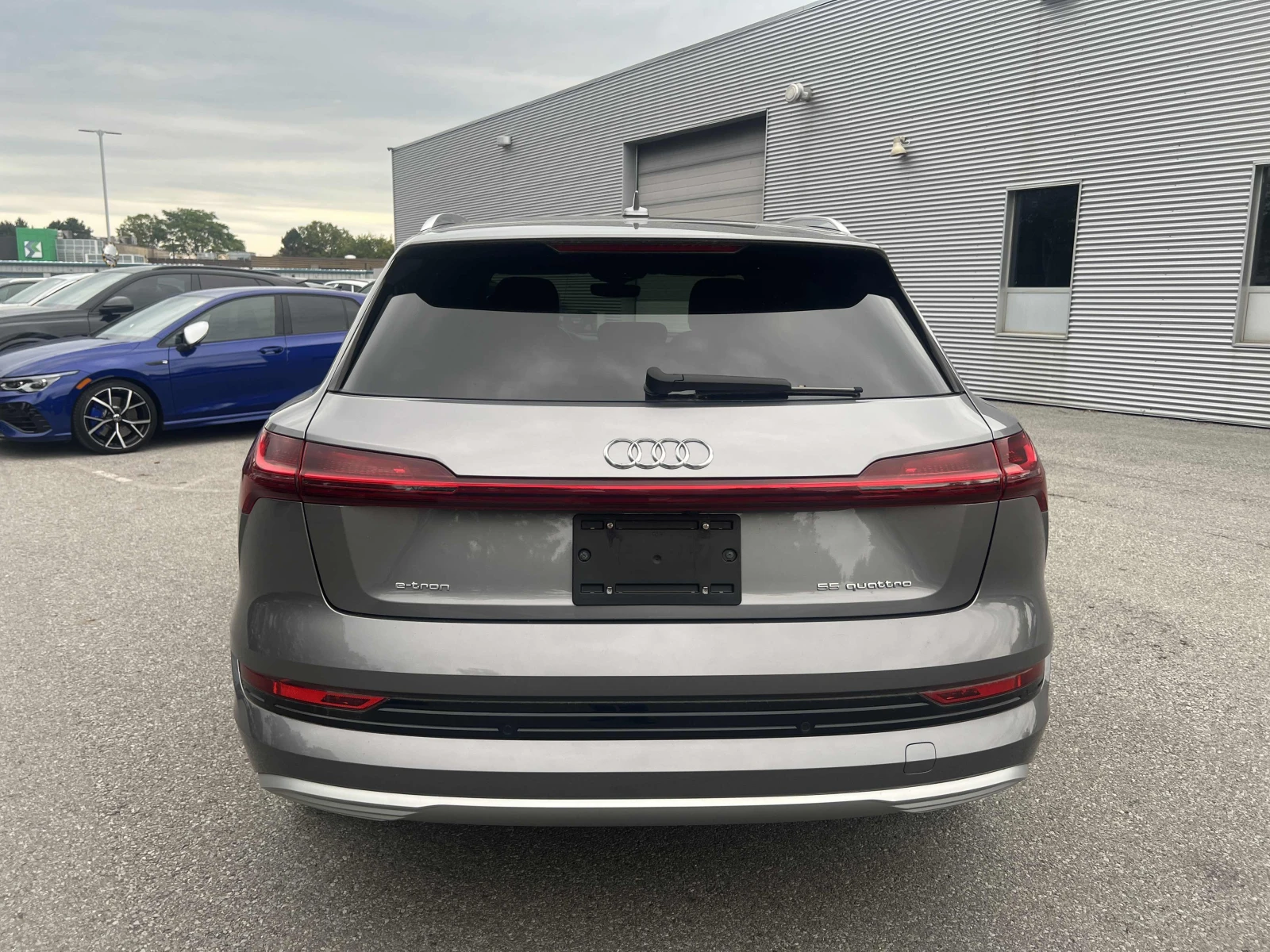 Audi E-Tron Technik/360/DIS/B&O/���������/Carfax | Mobile.bg � ����������� 4