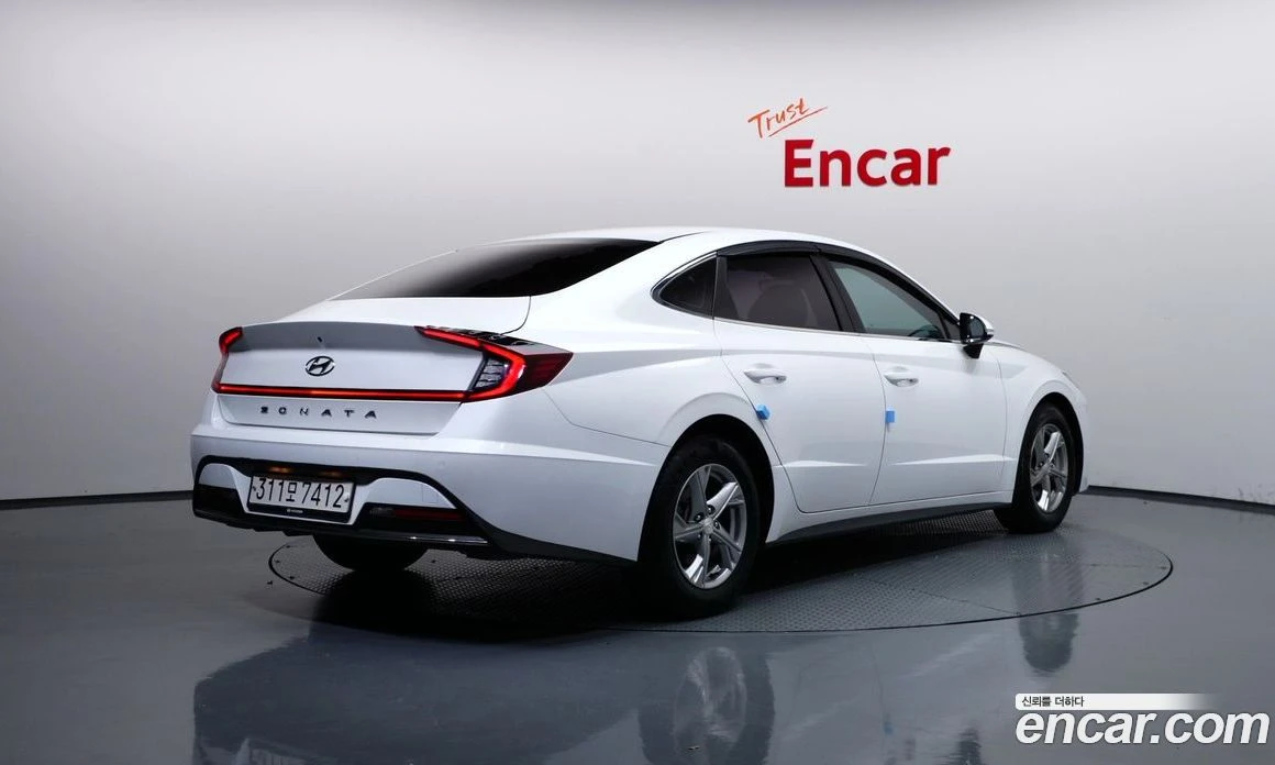 Hyundai Sonata 2.0 Smart, снимка 2 - Автомобили и джипове - 56155399