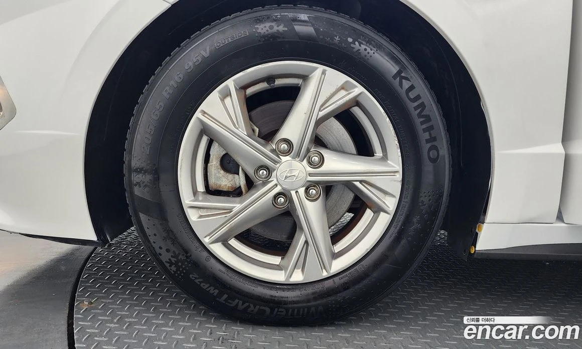 Hyundai Sonata 2.0 Smart, снимка 5 - Автомобили и джипове - 56155399