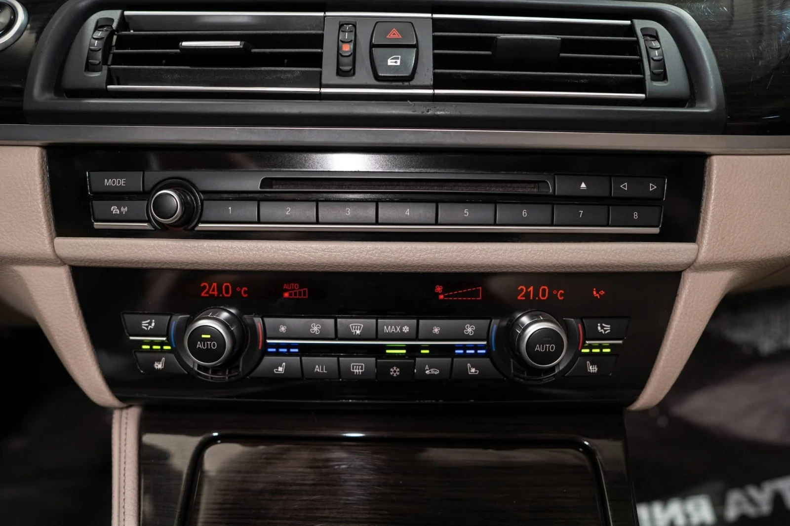 BMW 530 D XDRIVE M PACK LED NAVI H&K ЛИЗИНГ 100%, снимка 14 - Автомобили и джипове - 56252390