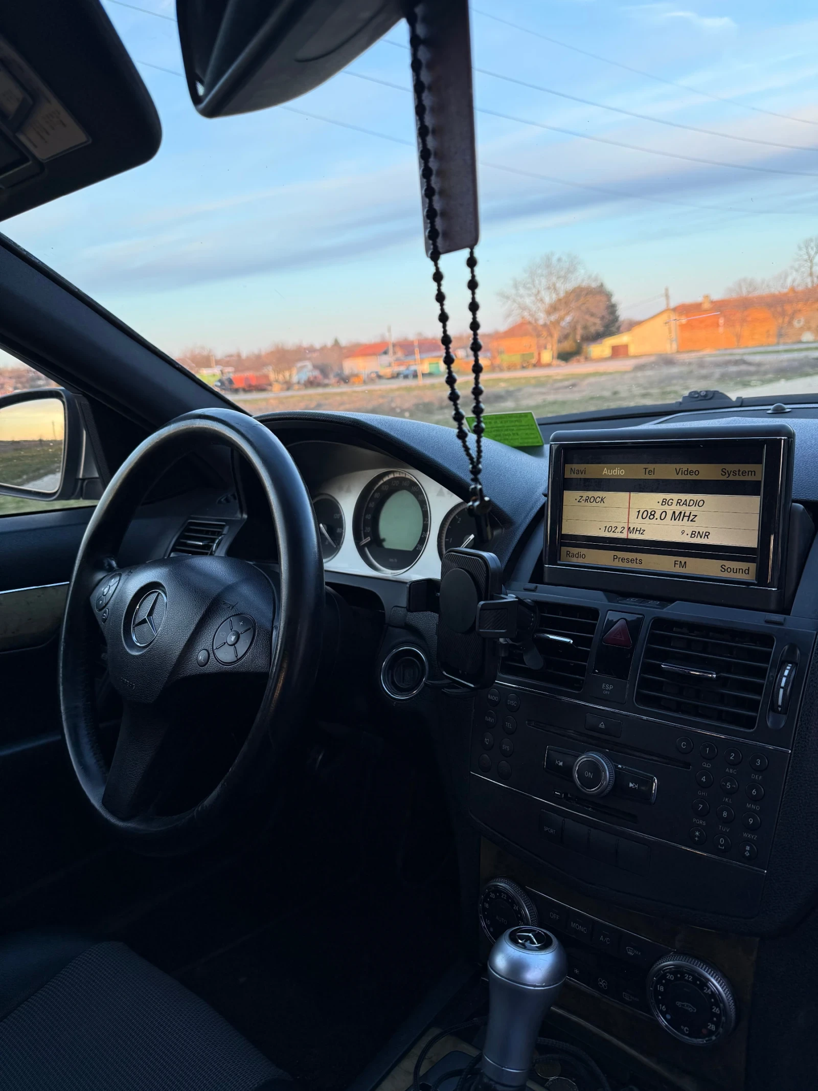 Mercedes-Benz C 220, снимка 6 - Автомобили и джипове - 56335676
