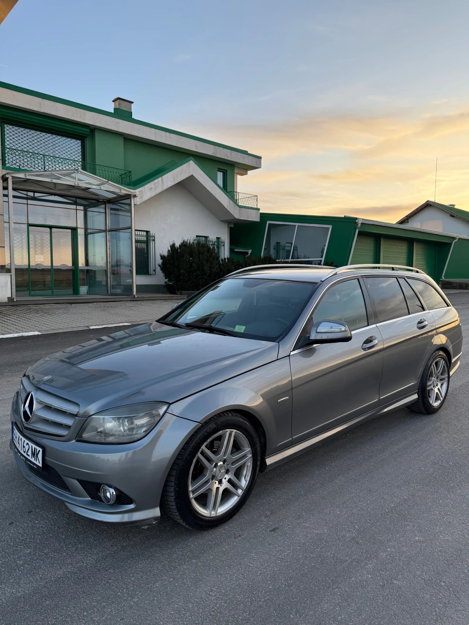 Mercedes-Benz C 220, снимка 3 - Автомобили и джипове - 56335676