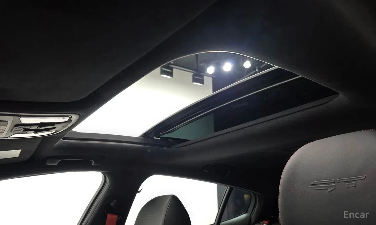 Kia Stinger * 3.3 GT ACRO EDITION * , снимка 17 - Автомобили и джипове - 56614720