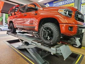 Toyota Tundra 5.7, снимка 9