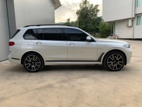 BMW X7 M50I/iX Drive/Individual/HUD/Bowers&Wilkins, снимка 6