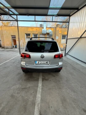 VW Touareg - 5700 € / 11148.23 лв. - 15745717 4