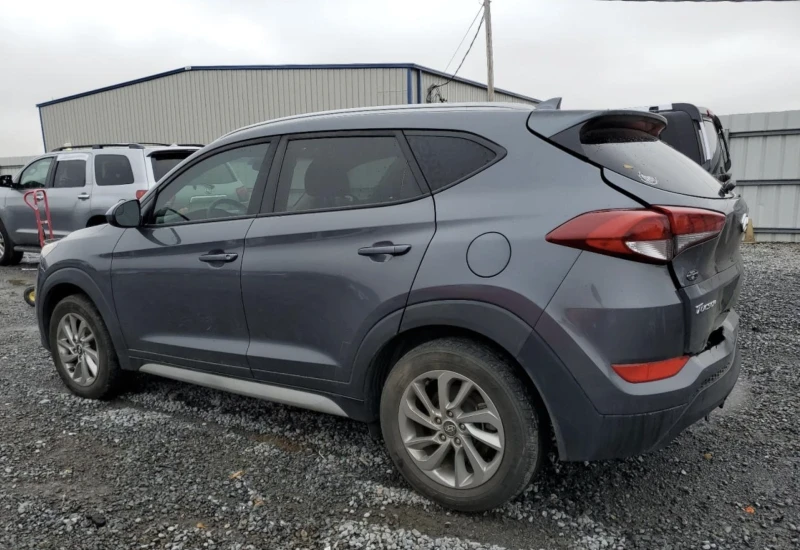 Hyundai Tucson, снимка 4 - Автомобили и джипове - 49085344