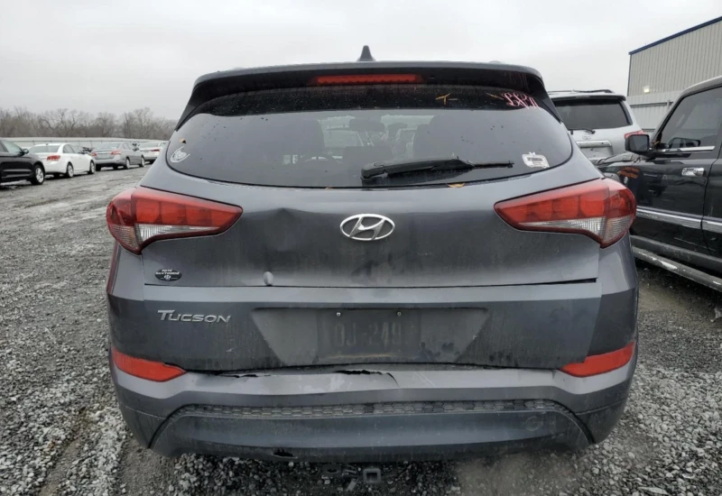 Hyundai Tucson, снимка 6 - Автомобили и джипове - 49085344