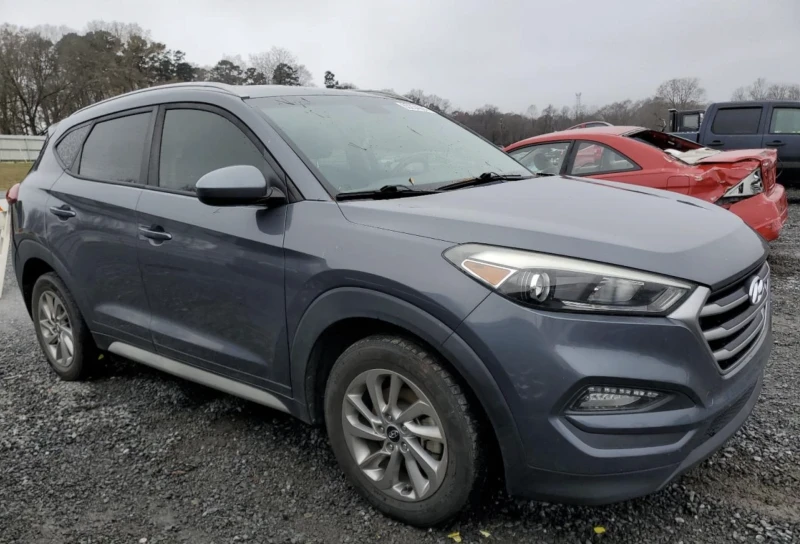 Hyundai Tucson, снимка 2 - Автомобили и джипове - 49085344