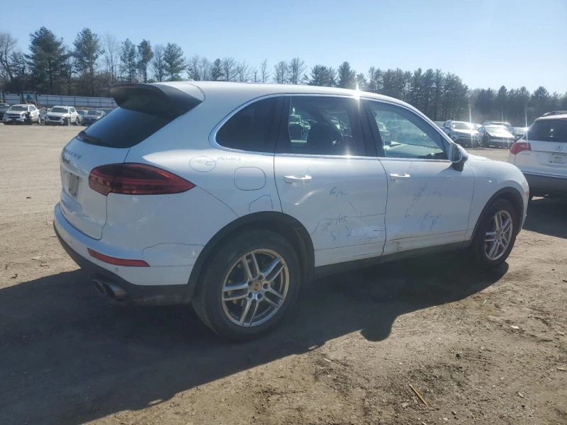 Porsche Cayenne Hybrid, снимка 3 - Автомобили и джипове - 49543943