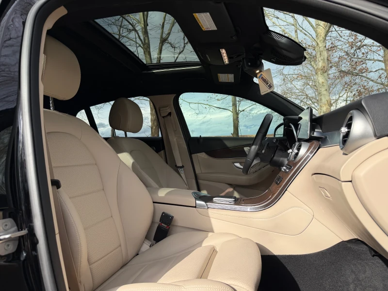Mercedes-Benz GLC 300 Amg line* Coupe* Burmeister* Headup* Шибедах* 4mat, снимка 12 - Автомобили и джипове - 52500672