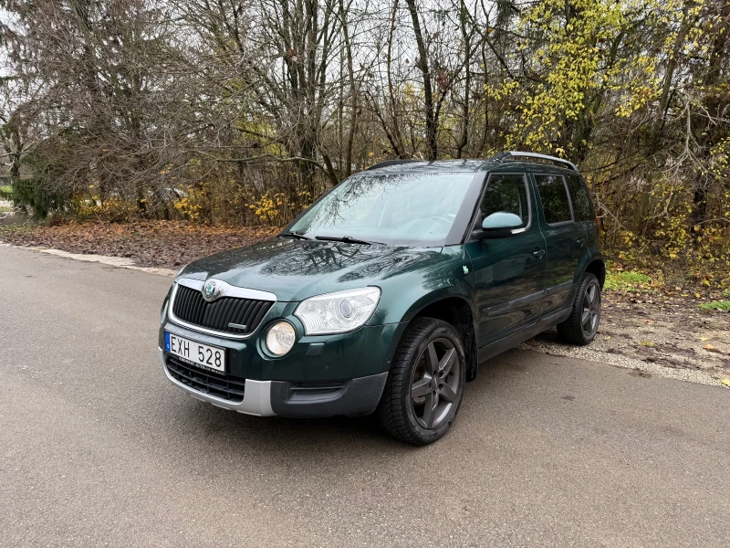 Skoda Yeti 1.6TDI* 4x4* NAVI* ПОДГРЕВ* , снимка 2 - Автомобили и джипове - 52583577
