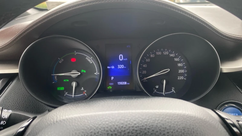Toyota C-HR Classy 1.8 HEV, снимка 9 - Автомобили и джипове - 52665059