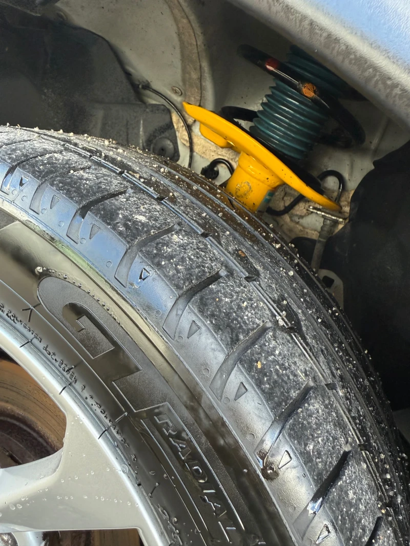 Nissan Juke 1.6, снимка 13 - Автомобили и джипове - 53163876