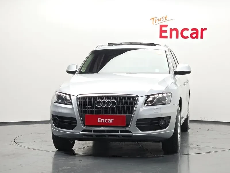 Audi Q5 2.0 TDI Quattro, снимка 3 - Автомобили и джипове - 55129973