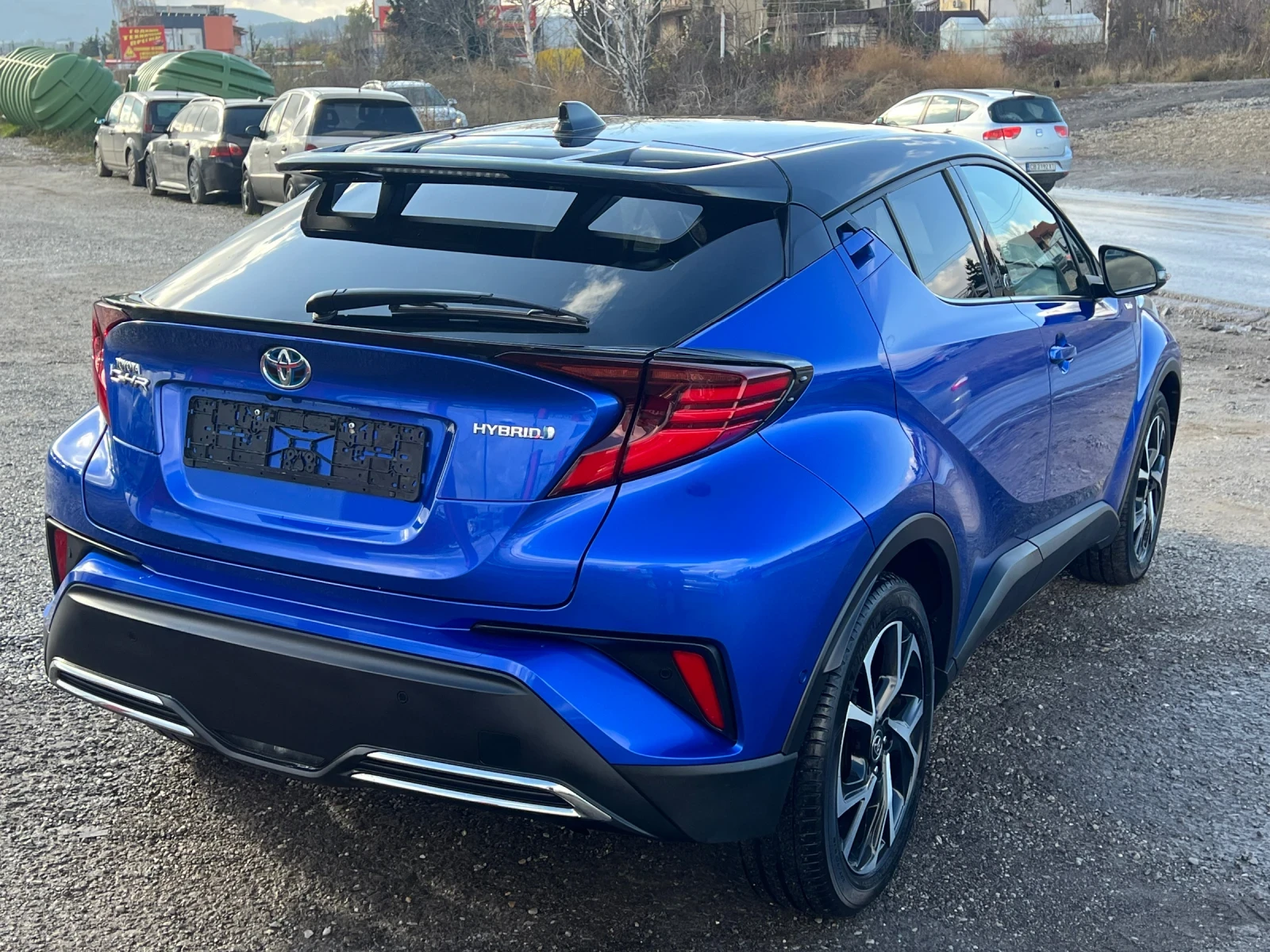 Toyota C-HR 2.0 HYBRID 184K.C BI COLOR LED ГЕРМАНИЯ - изображение 5