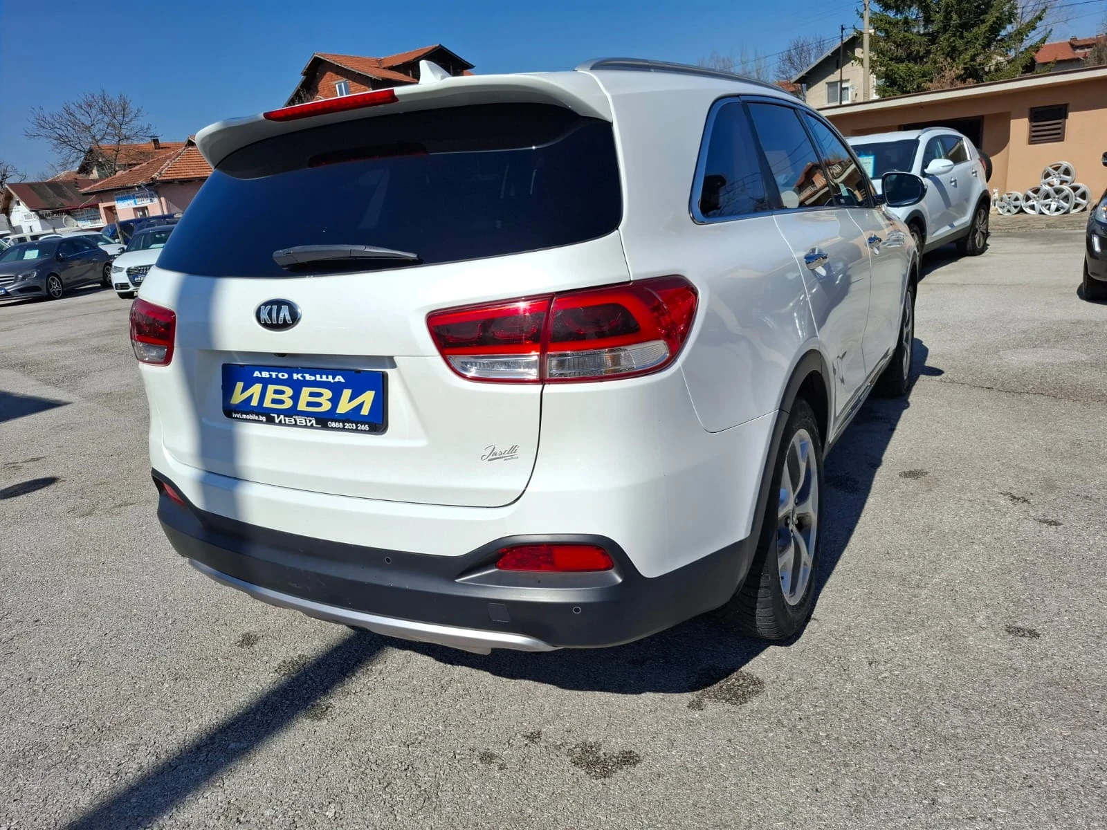 Kia Sorento 2.2 CRDI  * УНИКАЛЕН * , снимка 4 - Автомобили и джипове - 53843954